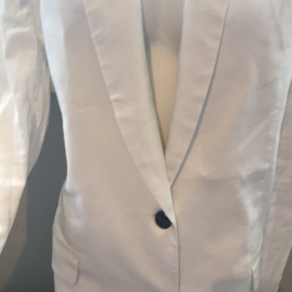 Off white button down linen jacket for women - Picture 5 of 5